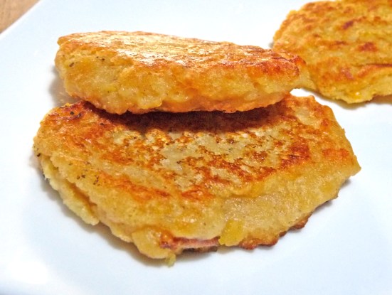 Croquettes riz-lentilles corail