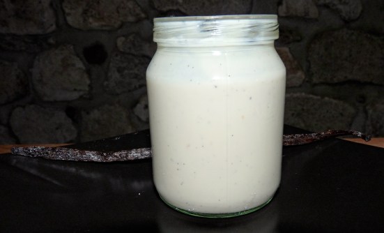 Yaourt brassé à la vanille Yaourt brassé à la vanille