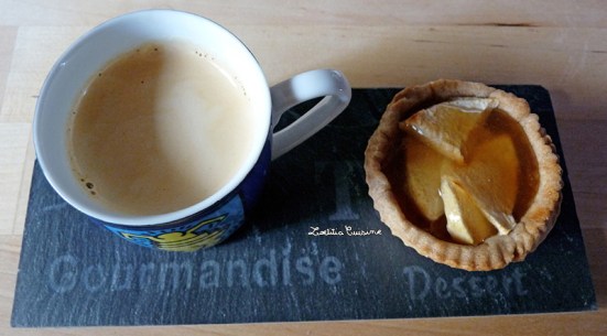 Tartelettes aux pommes, amandes et caramel