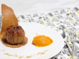 Pommes au four aux noix et quenelle de sorbet butternut et clémentine&nbsp;{vegan}